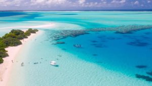 maldives water clear